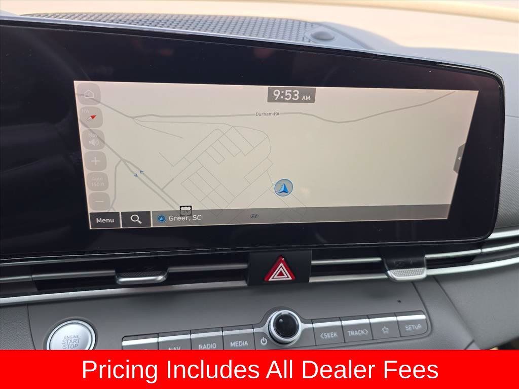 Used 2023 Hyundai Elantra SEL w/ Convenience Package FWD image 15