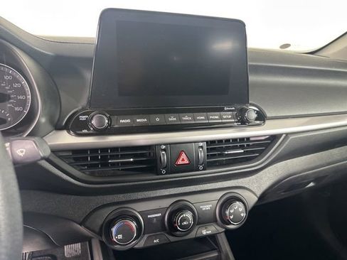 Used 2021 Kia Forte LXS FWD image 15