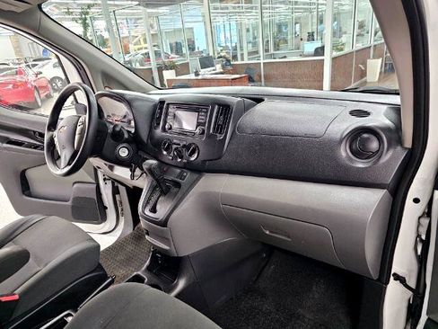 Used 2018 Chevrolet City Express LT image 8