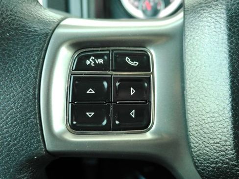 Used 2024 RAM 1500 Classic SLT image 29