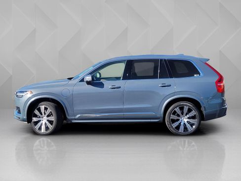 Certified 2023 Volvo XC90 T8 Plus w/ Protection Package Premier AWD/4WD image 3