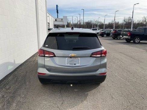 Used 2024 Chevrolet Equinox LS w/ LS Convenience Package image 6