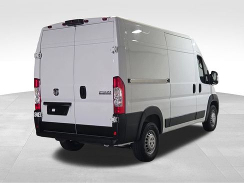 Used 2025 RAM ProMaster 2500 w/ Safety Group FWD image 22