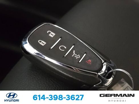 Used 2025 Chevrolet TrailBlazer RS AWD/4WD image 33