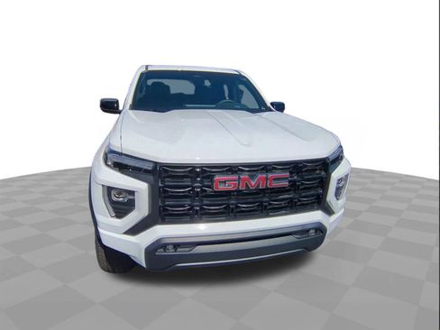 New 2025 GMC Canyon Elevation w/ Convenience Package image 2