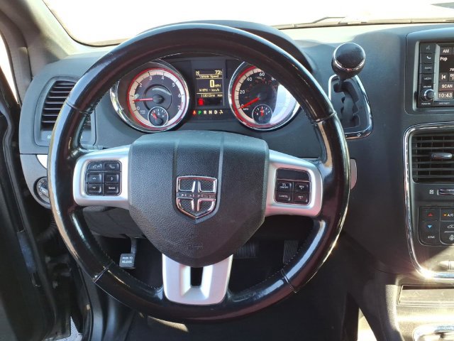 Used 2019 Dodge Grand Caravan GT FWD image 18