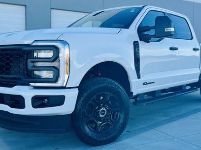 New 2026 Ford F350 4x4 Crew Cab Super Duty