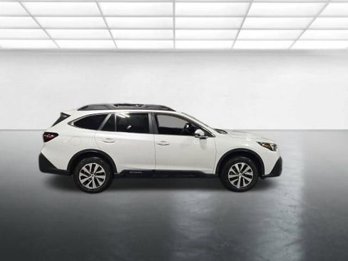 Used 2020 Subaru Outback Premium w/ Popular Package #1 AWD/4WD image 3