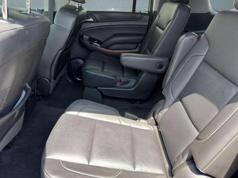 Used 2016 Chevrolet Suburban LTZ RWD image 24