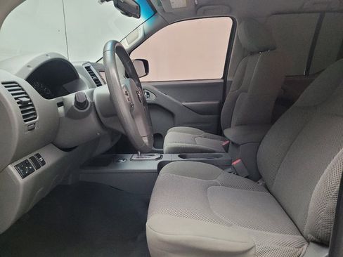 Used 2021 Nissan Frontier SV RWD image 17