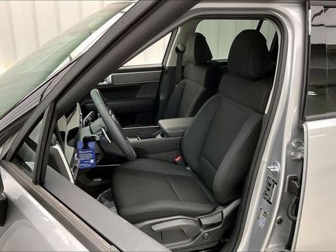 New 2026 Hyundai Santa Fe SE image 11