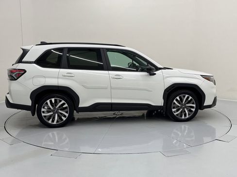 Used 2026 Subaru Forester Touring AWD/4WD image 6