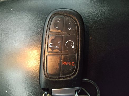 Used 2019 Jeep Cherokee Limited AWD/4WD image 32