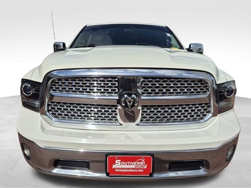 Used 2016 RAM 1500 Laramie w/ Convenience Group image 8