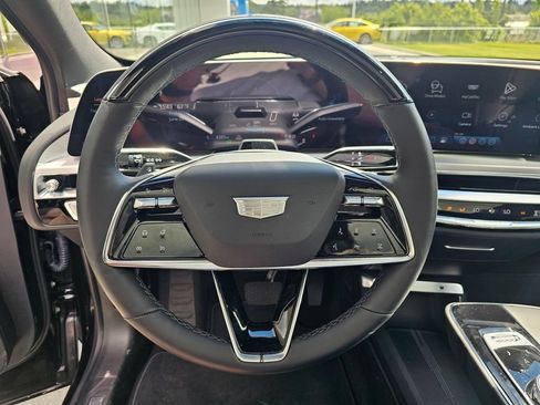 Used 2026 Cadillac Lyriq Sport AWD/4WD image 24