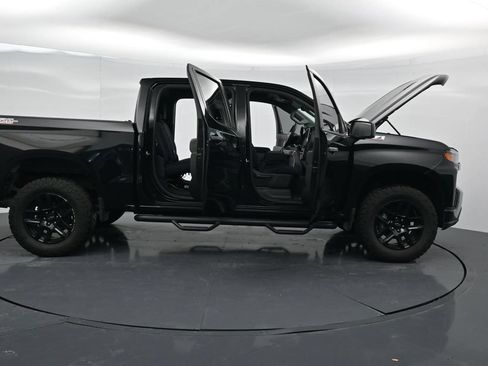 Used 2022 Chevrolet Silverado 1500 Custom Trail Boss w/ Midnight Edition AWD/4WD image 40