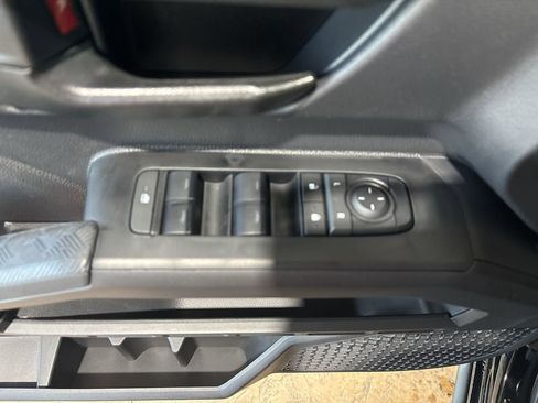 New 2026 Toyota Tacoma SR5 image 13