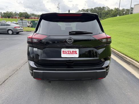 New 2026 Nissan Rogue Dark Armor FWD image 6