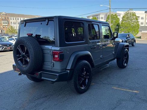 Used 2021 Jeep Wrangler 4WD Unlimited image 9