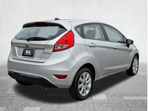 Used 2012 Ford Fiesta SE image 7