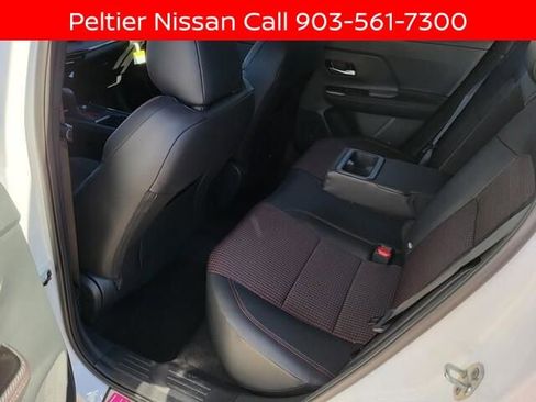 New 2025 Nissan Kicks SR w/ Illumination Package image 16