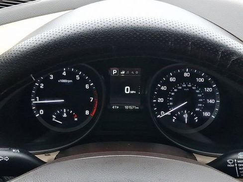 Used 2017 Hyundai Santa Fe Sport image 20