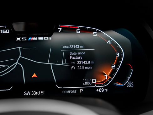 Used 2023 BMW X5 M50i w/ Executive Package image 47