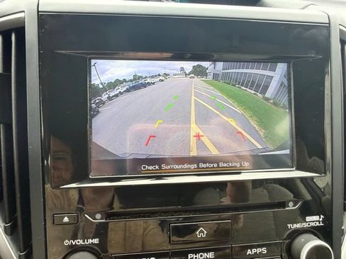 Used 2023 Subaru Forester Premium AWD/4WD image 22