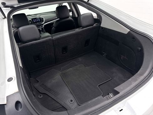 Used 2017 Chevrolet Volt Premier image 37