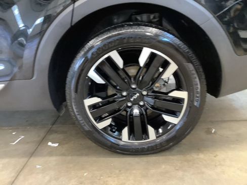 Certified 2023 Kia Telluride SX Prestige AWD/4WD image 34