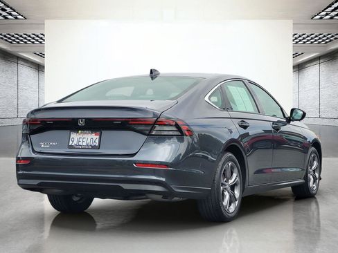 Used 2023 Honda Accord EX image 6