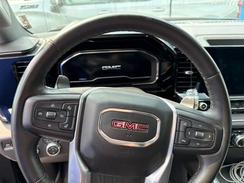 Used 2023 GMC Sierra 1500 SLT w/ SLT Premium Package AWD/4WD image 7