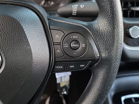 Used 2023 Toyota Corolla LE image 13