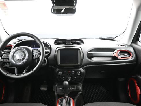 Used 2022 Jeep Renegade Trailhawk w/ Sun/Sound Group AWD/4WD image 17