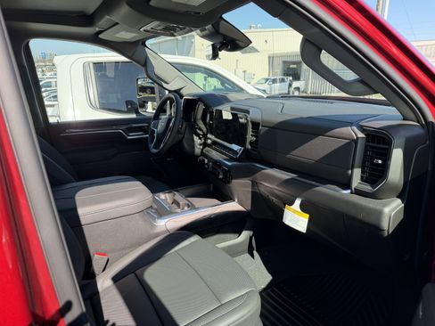 New 2026 Chevrolet Silverado 3500 LTZ w/ LTZ Premium Package image 28