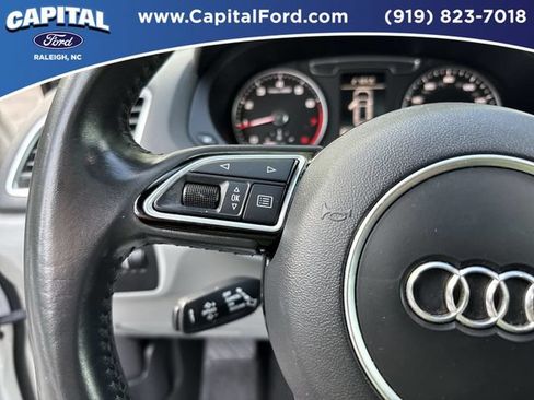 Used 2018 Audi Q3 2.0T Premium FWD image 23