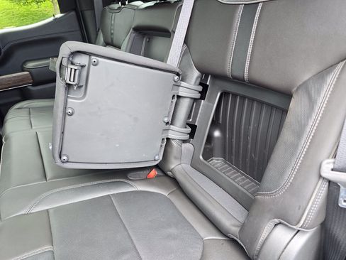 Used 2019 Chevrolet Silverado 1500 High Country w/ High Country Premium Package AWD/4WD image 38