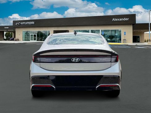 New 2026 Hyundai Sonata SEL image 6
