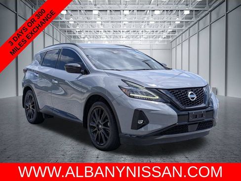 Used 2022 Nissan Murano SV w/ SV Midnight Edition Package FWD image 1