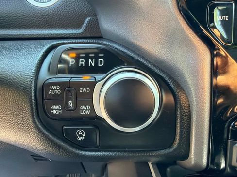Used 2023 RAM 1500 Big Horn AWD/4WD image 32