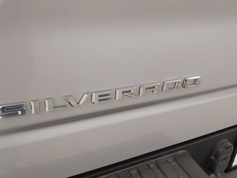 Certified 2022 Chevrolet Silverado 1500 LT image 34