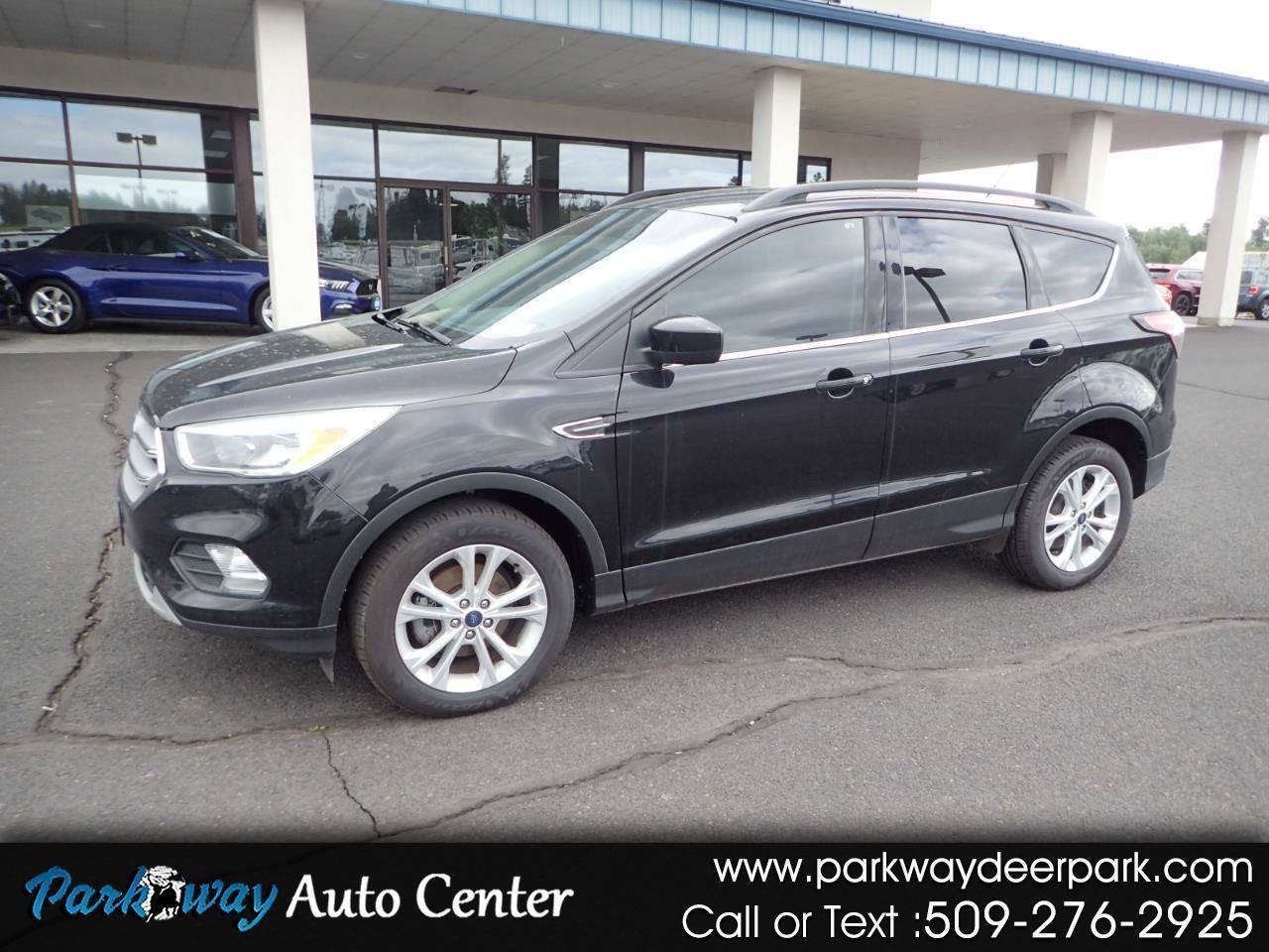 Used 2018 Ford Escape SE FWD image 1
