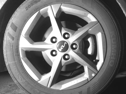 Used 2025 Kia K4 LXS FWD image 13