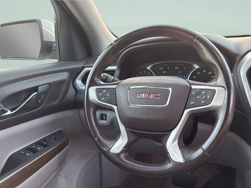 Used 2020 GMC Acadia SLE w/ LPO, Floor Liner Package FWD image 13