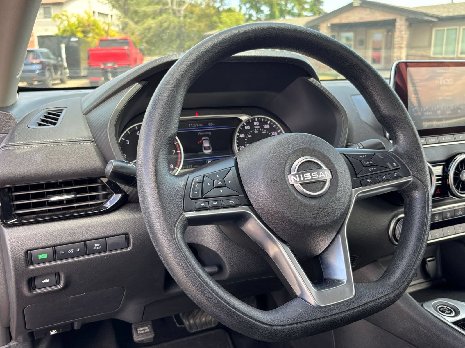Used 2025 Nissan Sentra SV FWD image 32