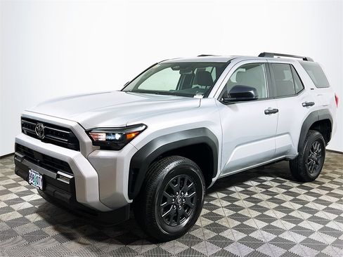 Certified 2025 Toyota 4Runner SR5 image 4