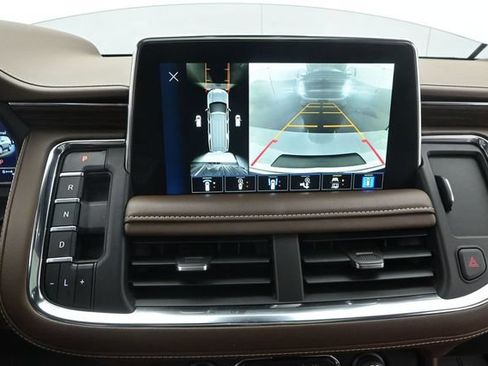Used 2023 Chevrolet Tahoe High Country AWD/4WD image 9