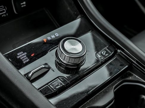 Used 2021 Jeep Grand Cherokee L Overland w/ Luxury Tech Group IV image 26