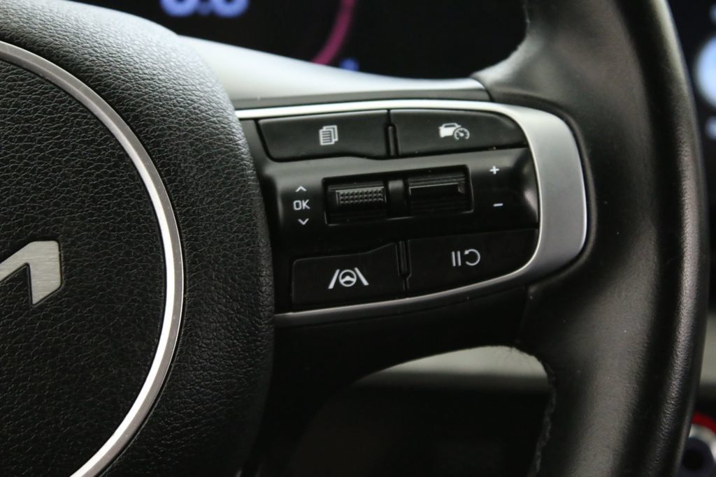 Used 2023 Kia Sportage X-Line w/ X-Line Premium Package AWD/4WD image 16