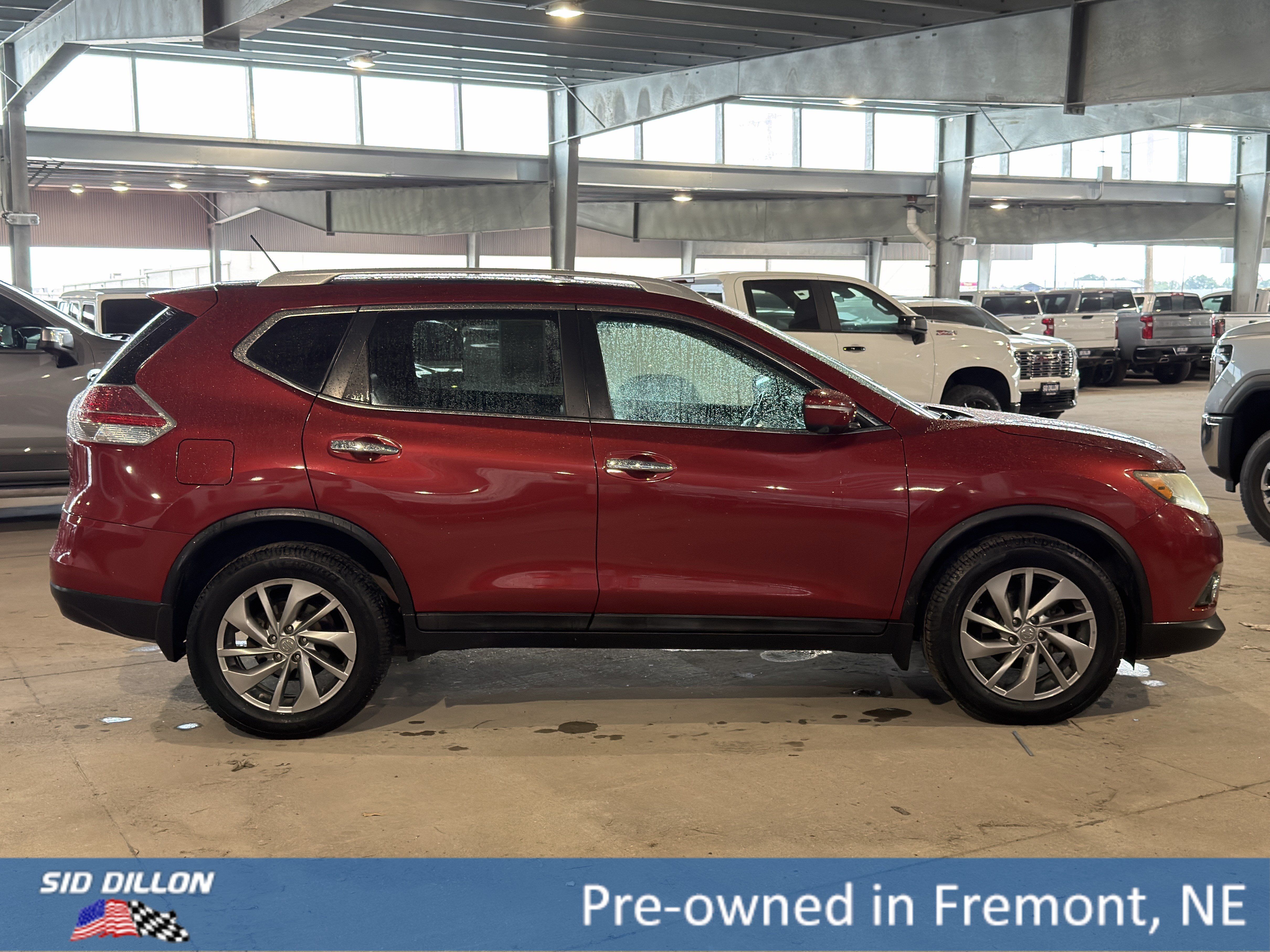 Used 2015 Nissan Rogue SL w/ SL Premium Package AWD/4WD image 3